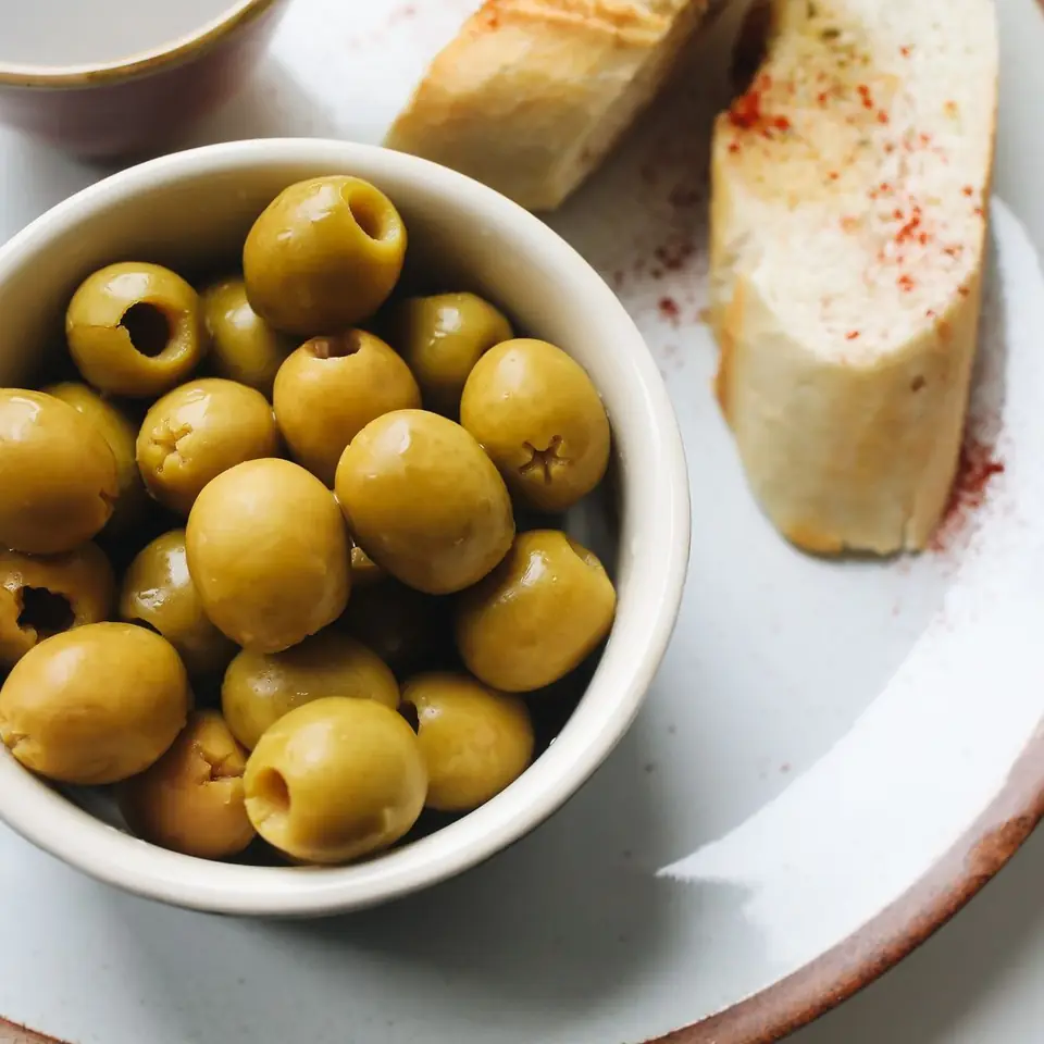 Green Olives Jumbo